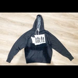!NWOT¡ Dark grey Washington roots hoodie. Extra soft and light weight.